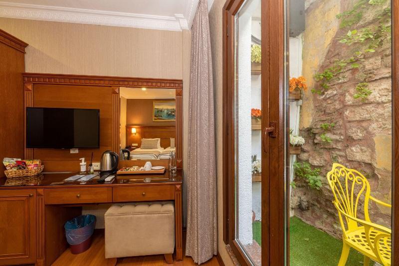 Royan Suites Istanbul Eksteriør billede
