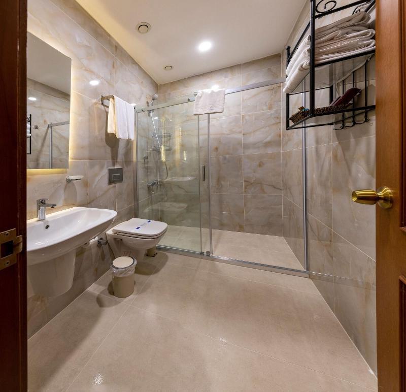 Royan Suites Istanbul Eksteriør billede